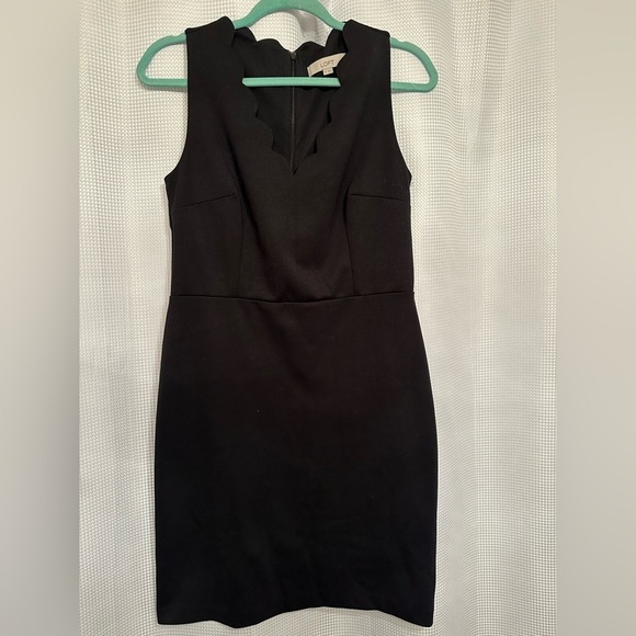 LOFT Dresses & Skirts - Black scalloped dress